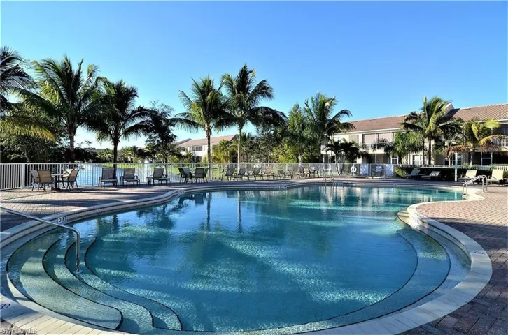 6010  Jonathans Bay  CIR, Fort Myers, FL 33908