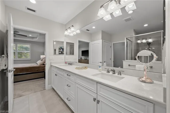 2280  Priory  LN, Naples, FL 34120