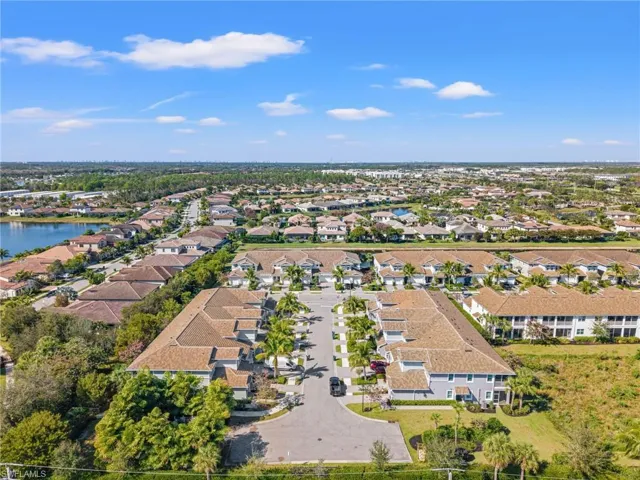 2280  Priory  LN, Naples, FL 34120