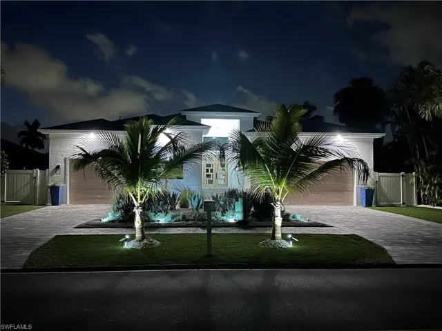 1187 22nd Ave N, Naples, Florida 34103