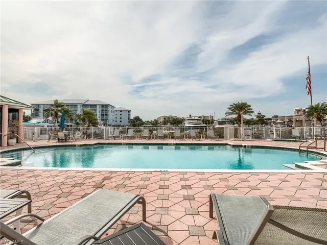 Large Pool Deck!