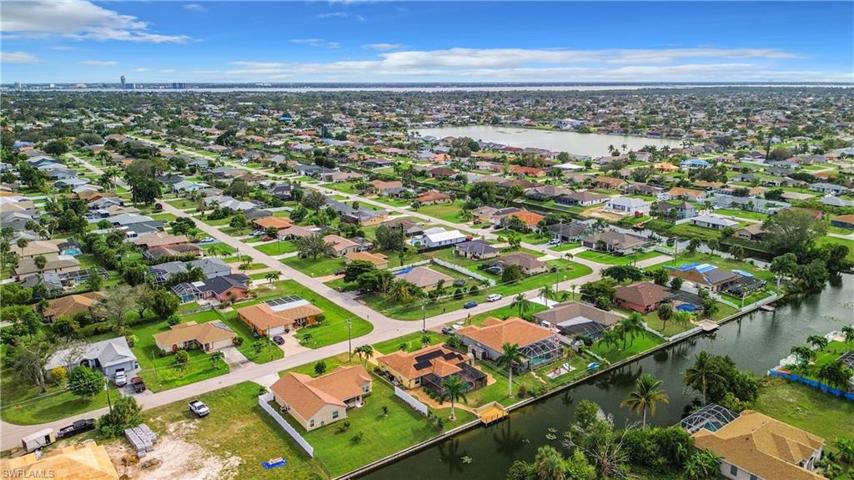 Shows Canal connected to Lake - Looking SE