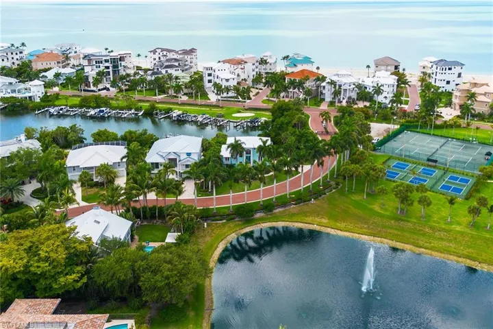 98 Southport Cv, Bonita Springs, Florida 34134