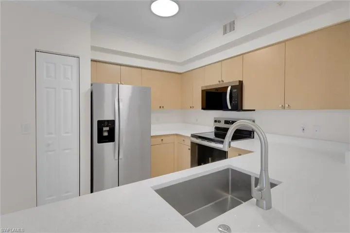 1190 Reserve Way # 204, Naples Fl 34105