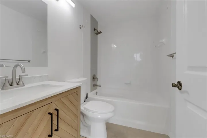 1190 Reserve Way # 204, Naples Fl 34105