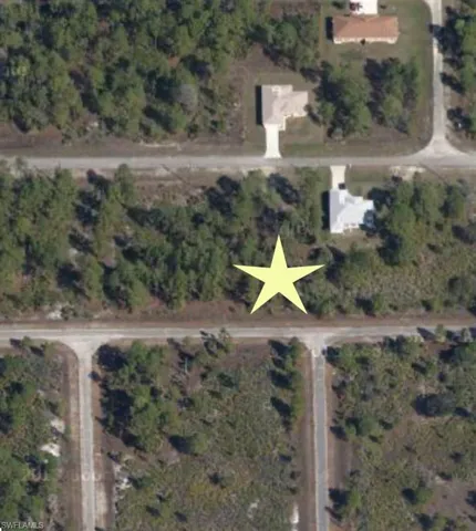 Aerial view of property and surrounding area