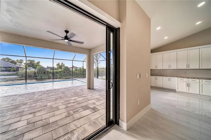 848 NE 6th  AVE, Cape Coral, FL 33909