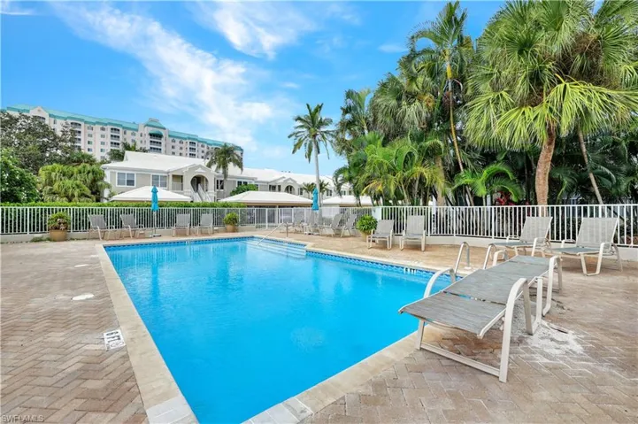 5895 Chanteclair Dr # 118, Naples, Florida 34108