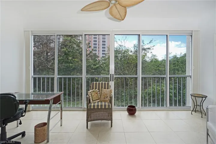 5895  Chanteclair  DR, Naples, FL 34108