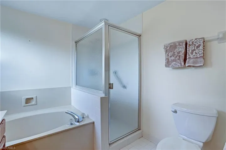 5895 Chanteclair Dr # 118, Naples, Florida 34108