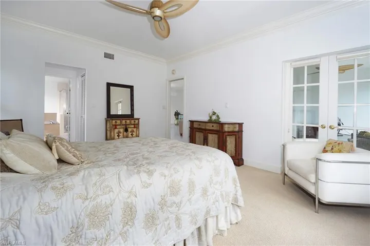 5895  Chanteclair  DR, Naples, FL 34108