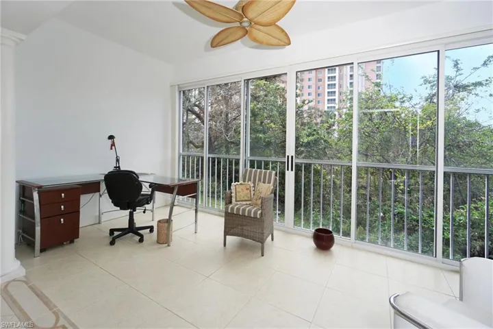 5895  Chanteclair  DR, Naples, FL 34108