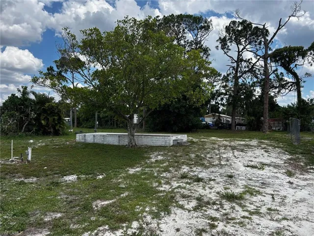 2223  Carlisle  LN, North Fort Myers, FL 33917