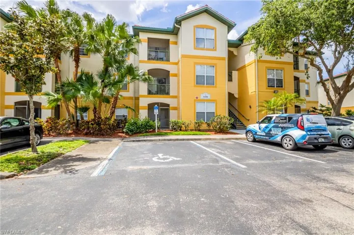 11550 Villa Grand 1310, Fort Myers, Florida 33913
