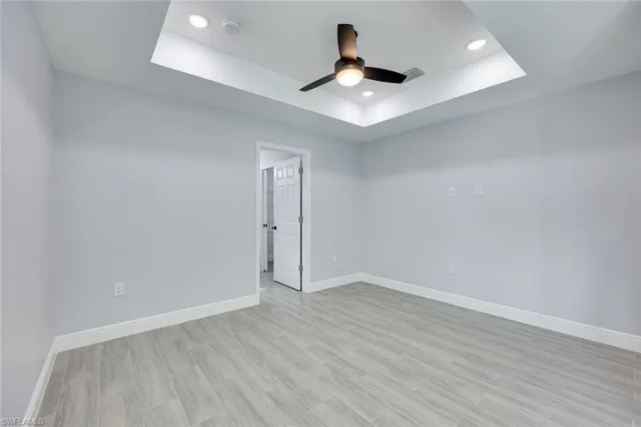 Master Bedroom with tray celing