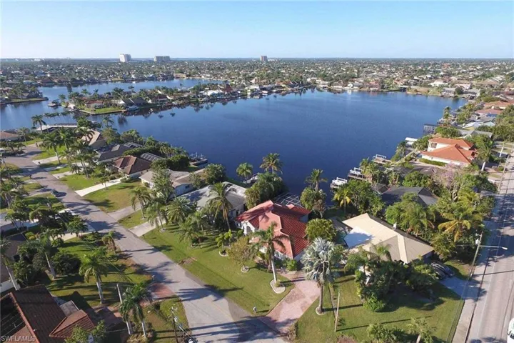 4808 Sw 5th Pl, Cape Coral, Florida 33914