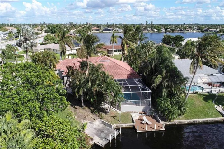 4808 Sw 5th Pl, Cape Coral, Florida 33914