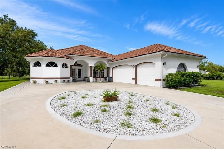 16451 Wildcat Dr, Fort Myers, Florida 33913