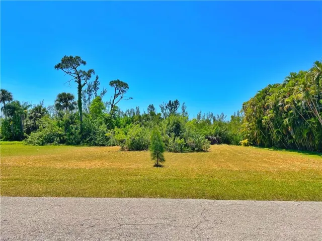 14185 Clubhouse Dr, Bokeelia, Florida 33922