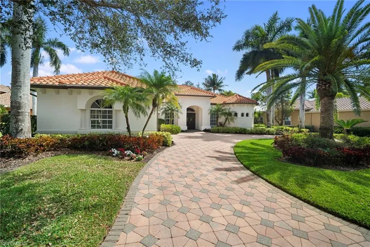 7620 Palmer Ct, Naples, Florida 34113