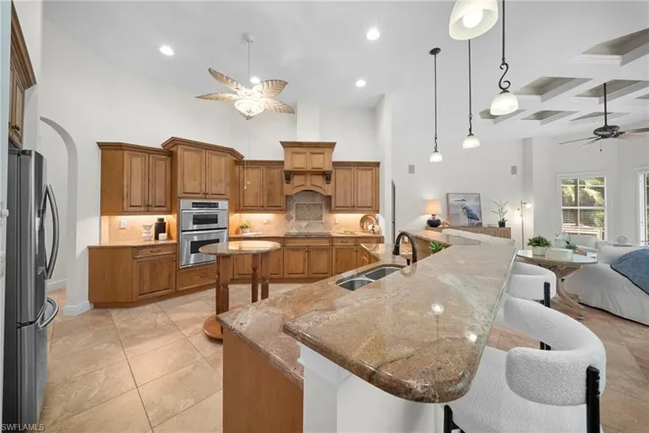 7620 Palmer Ct, Naples, Florida 34113