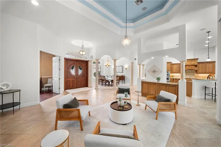 7620 Palmer Ct, Naples, Florida 34113