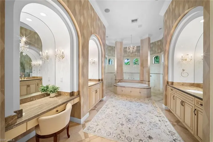 7620 Palmer Ct, Naples, Florida 34113