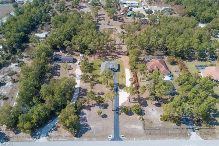 Aerial view of property and surrounding area