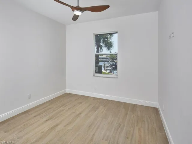 836 Saturn Ct, Marco Island, Florida 34145