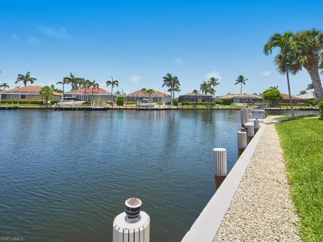 836 Saturn Ct, Marco Island, Florida 34145