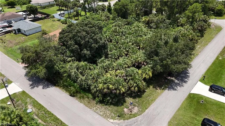 154 Thornton Ave S, Lehigh Acres, Florida 33974