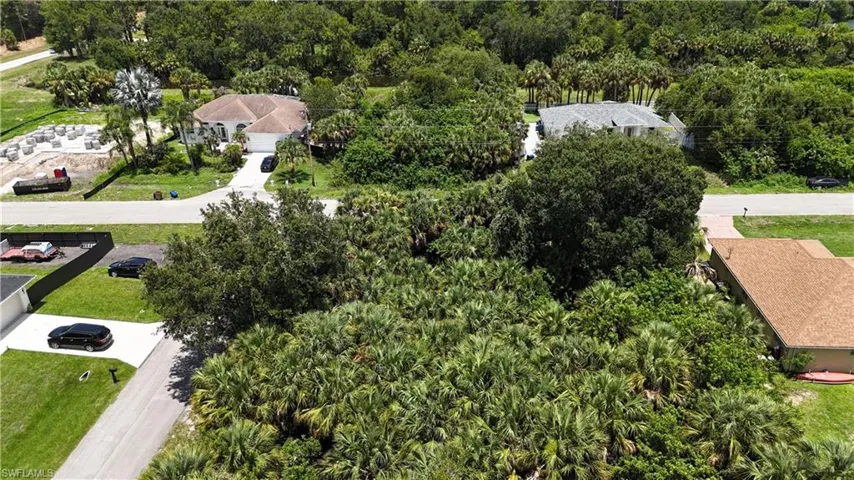 154 Thornton Ave S, Lehigh Acres, Florida 33974