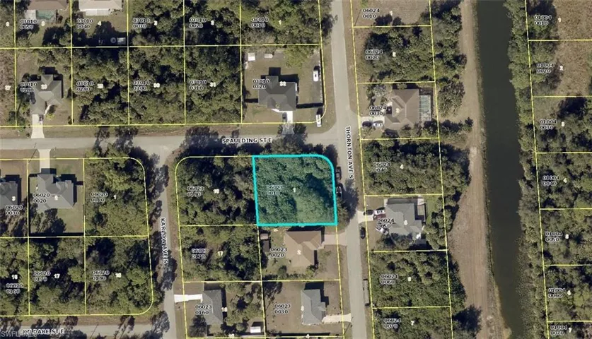 154 Thornton Ave S, Lehigh Acres, Florida 33974