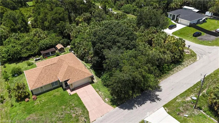 154 Thornton Ave S, Lehigh Acres, Florida 33974