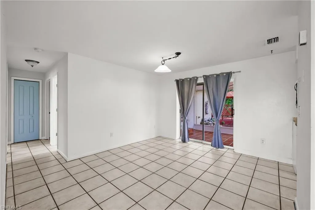 18613 Winter Haven RD, Fort Myers, FL 33967,225055676