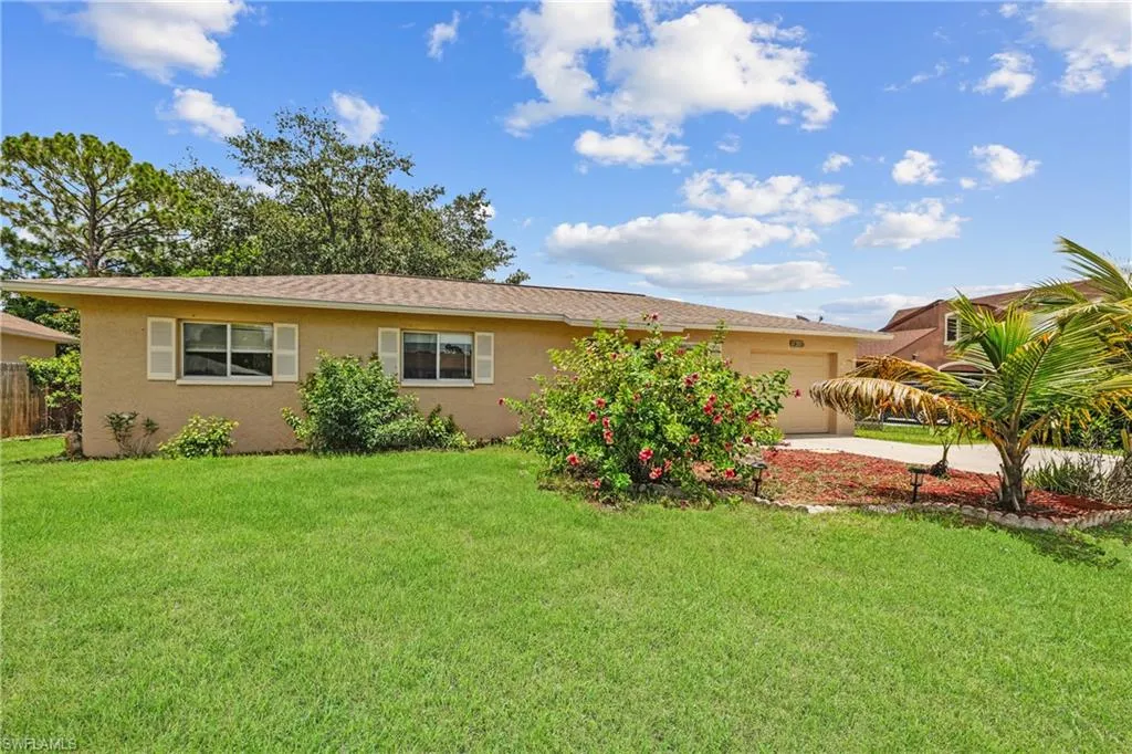 18613 Winter Haven RD, Fort Myers, FL 33967,225055676
