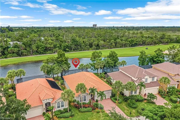 Bird's eye view of the lake and golf course.