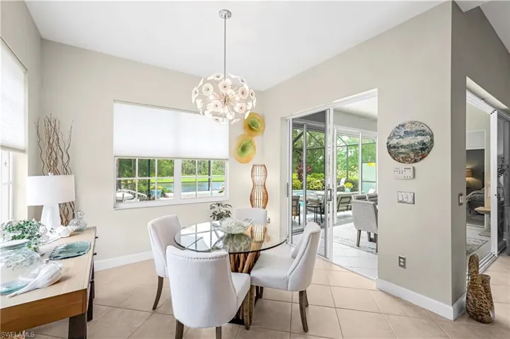 Your breakfast area has access to your lanai as well.