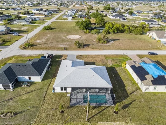 632 NW 14th  ST, Cape Coral, FL 33993