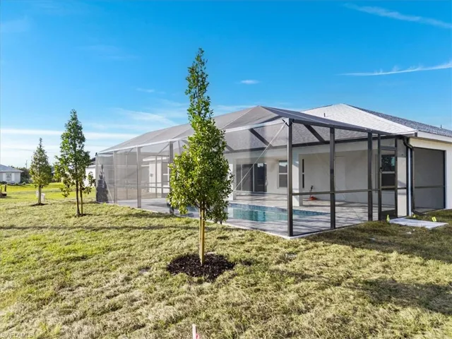 632 NW 14th  ST, Cape Coral, FL 33993