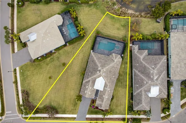 6007 Barthelemy Ave, Naples, Florida 34113