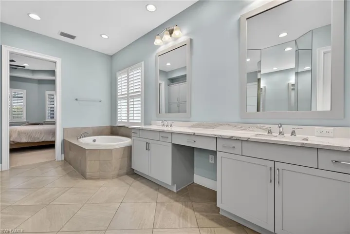 6007 Barthelemy Ave, Naples, Florida 34113