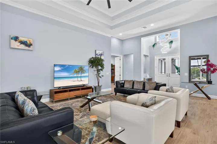 6007 Barthelemy Ave, Naples, Florida 34113