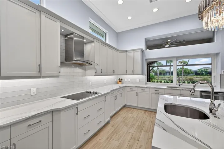 6007 Barthelemy Ave, Naples, Florida 34113