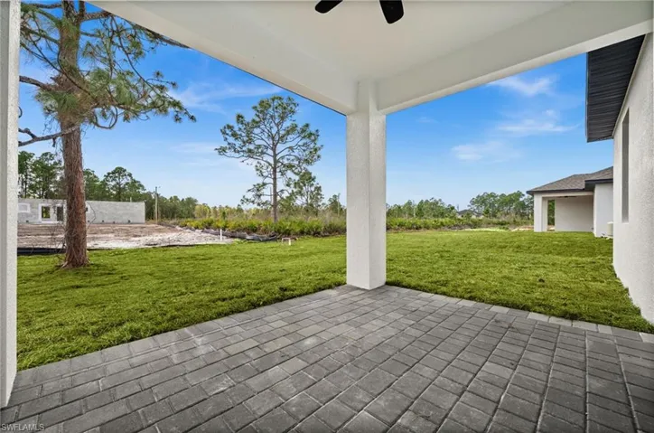 View of patio / terrace with a ceiling fan