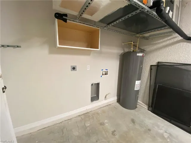 2943  Skyline  BLVD, Cape Coral, FL 33914