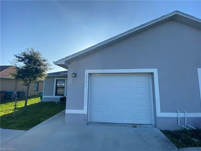 2943  Skyline  BLVD, Cape Coral, FL 33914