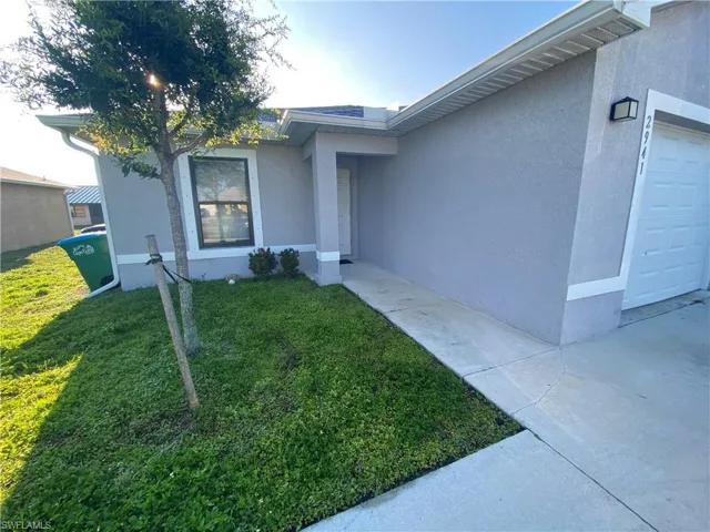 2943  Skyline  BLVD, Cape Coral, FL 33914