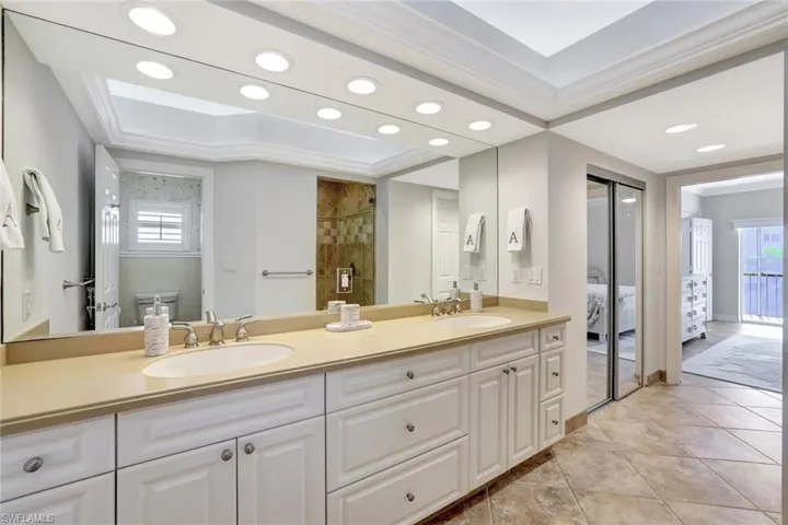 Double vanity in master bathroom