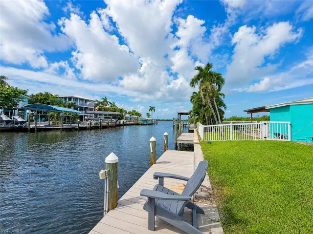 2623 2nd St, Matlacha, Florida 33993